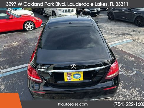 Used 2017 Mercedes-Benz E 300 4MATIC w/ Premium 1 Package image 9