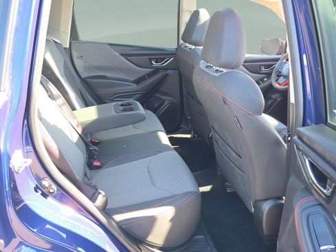 Used 2023 Subaru Forester Sport image 31