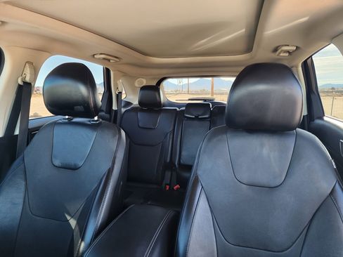 Used 2015 Ford Edge Titanium w/ Equipment Group 301A image 17