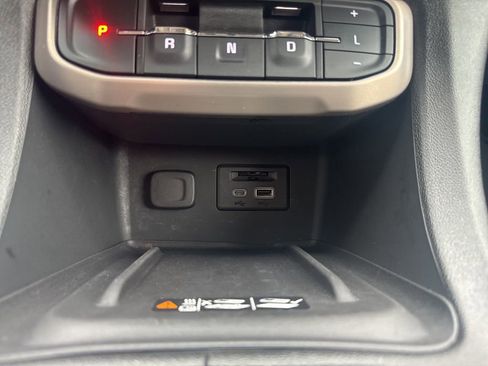 Used 2023 GMC Acadia Denali w/ Denali Ultimate Package image 36