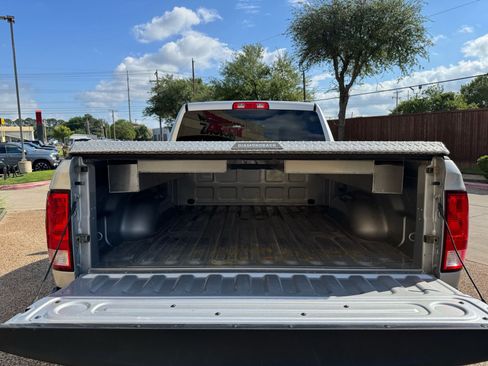 Used 2017 RAM 1500 Tradesman w/ Popular Equipment Group RWD image 28