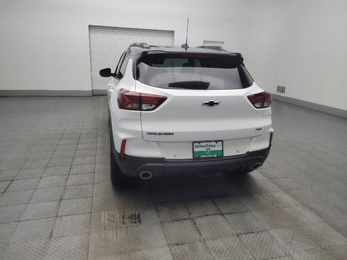 Used 2021 Chevrolet TrailBlazer RS w/ Sun and Liftgate Package FWD image 6