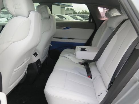 New 2025 Cadillac Optiq Sport 2 image 24