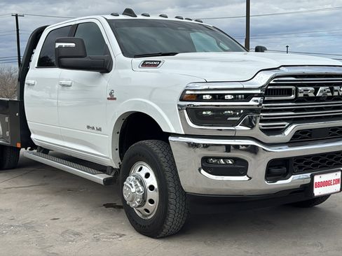 Used 2026 RAM 3500 Big Horn w/ Laramie Trim Package image 3