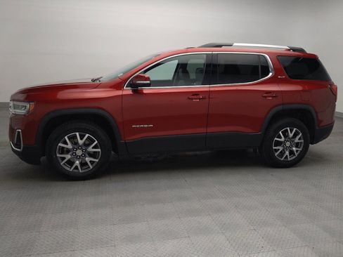 Used 2023 GMC Acadia SLT w/ Technology Package AWD/4WD image 2