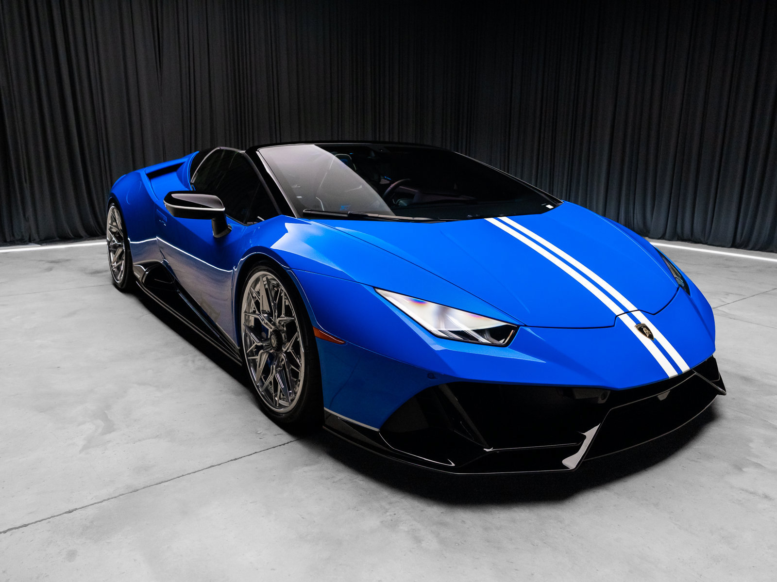 Used 2024 Lamborghini Huracan EVO AWD/4WD image 10