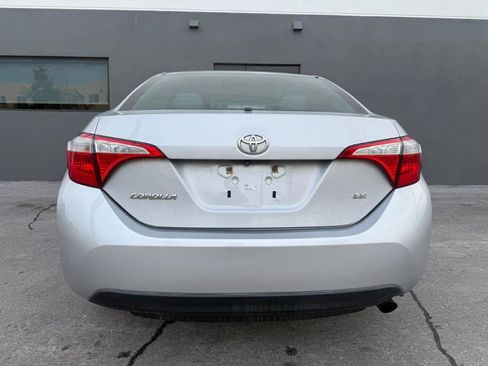Used 2015 Toyota Corolla LE image 12