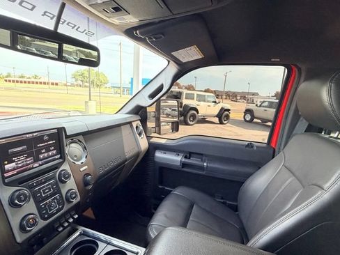 Used 2016 Ford F250 Lariat w/ Lariat Interior Package AWD/4WD image 31