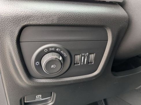 New 2026 Jeep Grand Cherokee L Limited AWD/4WD image 21