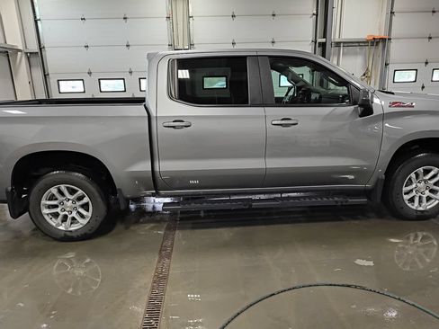 Used 2023 Chevrolet Silverado 1500 LT AWD/4WD image 6