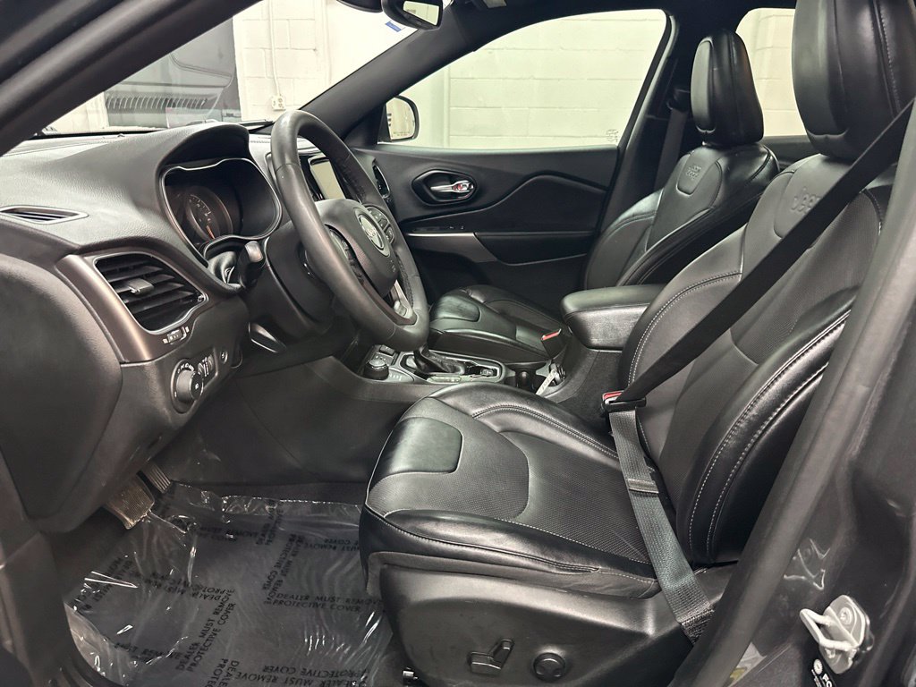 Used 2022 Jeep Cherokee Limited AWD/4WD image 19