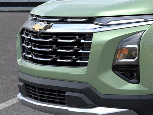 New 2026 Chevrolet Equinox LT w/ Safety and Technology Package image 13