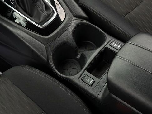 Used 2019 Nissan Rogue S image 31