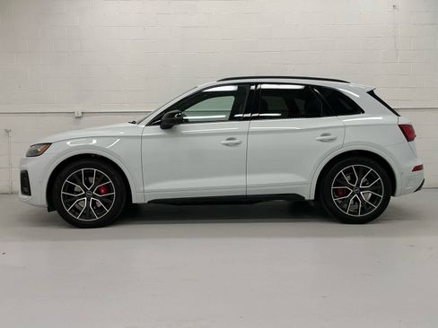 Used 2024 Audi SQ5 Prestige AWD/4WD image 3