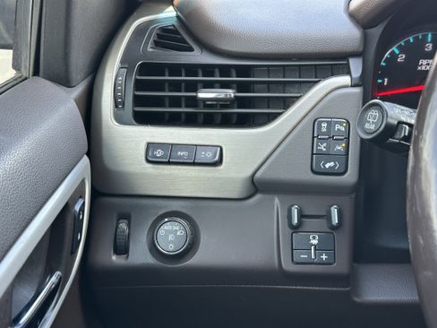 Used 2018 GMC Yukon Denali w/ Denali Ultimate Package image 29