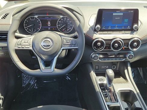 New 2025 Nissan Sentra SR image 5