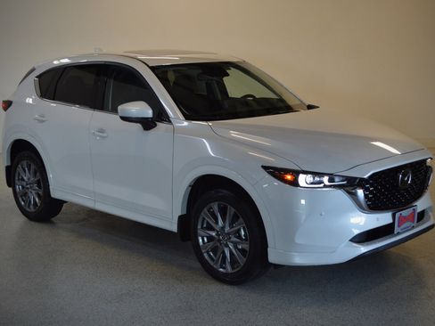 New 2025 MAZDA CX-5 AWD 2.5 S w/ Premium Plus Pkg image 1