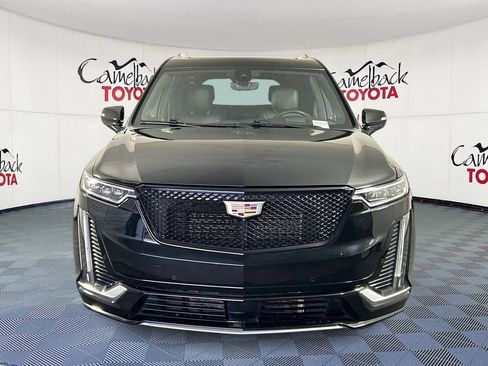 Used 2023 Cadillac XT6 Premium Luxury w/ Technology Package AWD/4WD image 3