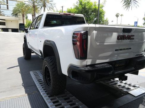 Used 2025 GMC Sierra 2500 AT4X AWD/4WD image 58