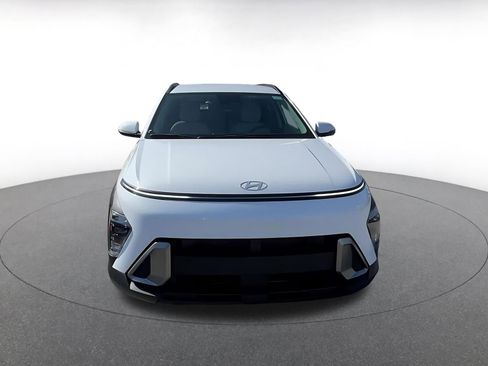 Used 2025 Hyundai Kona SEL image 4