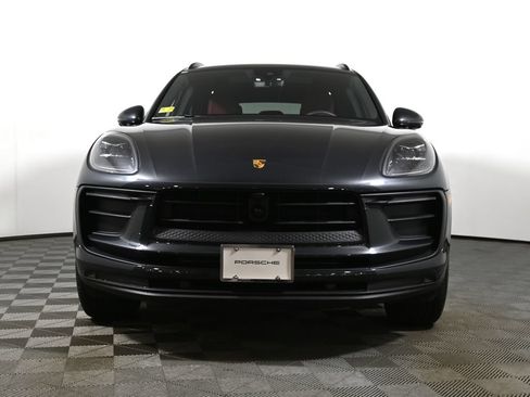 Used 2026 Porsche Macan AWD/4WD image 10