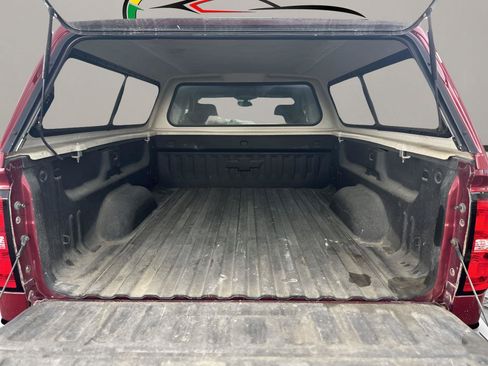 Used 2018 Chevrolet Silverado 1500 LT w/ All Star Edition AWD/4WD image 6