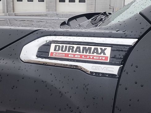 Used 2023 GMC Sierra 2500 Denali image 5