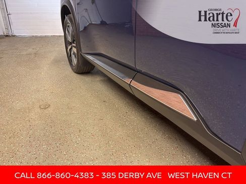 Certified 2023 Nissan Rogue Platinum image 44