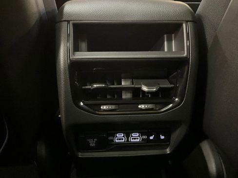 New 2025 Jeep Grand Cherokee Limited w/ Black Appearance Package image 14