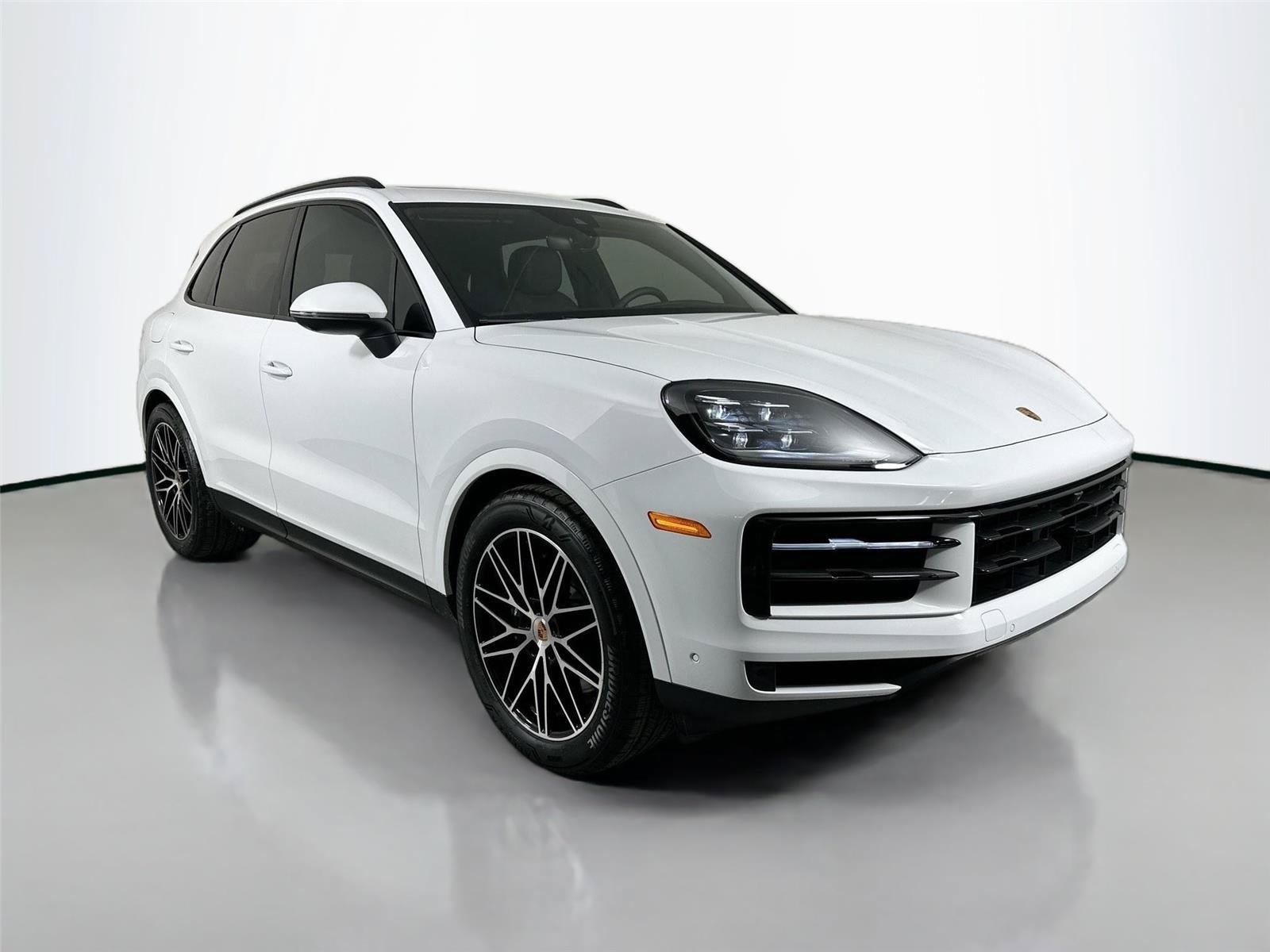 Certified 2026 Porsche Cayenne AWD/4WD image 9