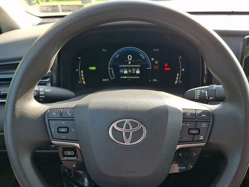 Certified 2025 Toyota Camry LE FWD image 18