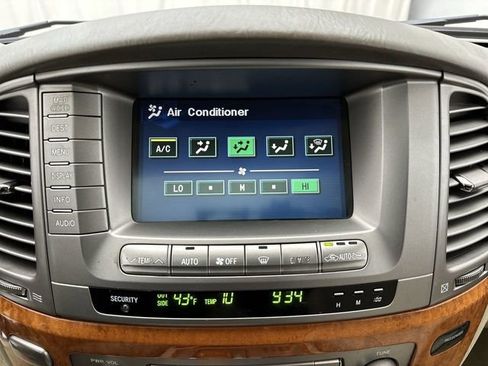 Used 2006 Lexus LX 470 4WD image 20