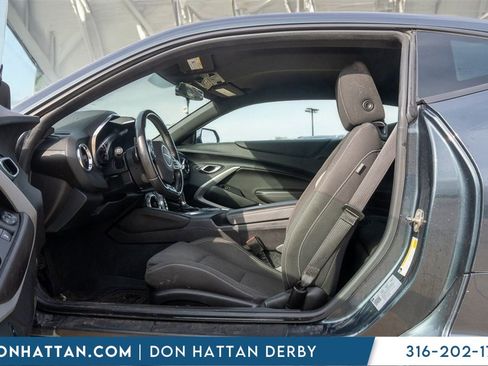 Used 2022 Chevrolet Camaro LT image 3