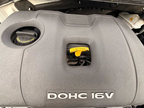 Used 2018 Kia Forte S w/ S Technology Plus Package FWD image 12