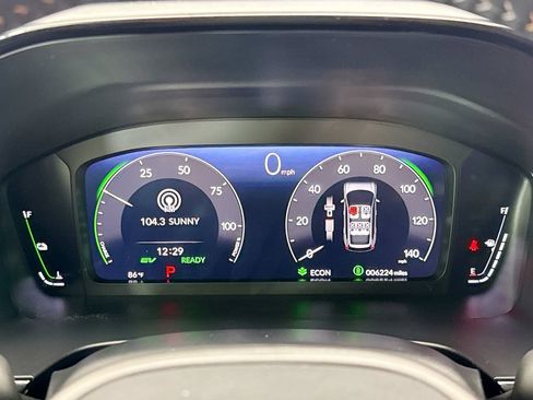 Used 2026 Honda CR-V TrailSport image 32