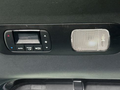 Used 2023 Honda Odyssey Sport image 26