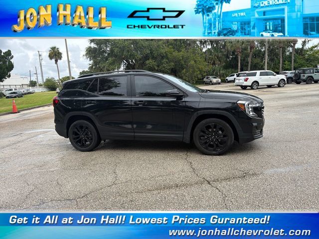 Used 2022 GMC Terrain SLE w/ Driver Convenience Package FWD image 14