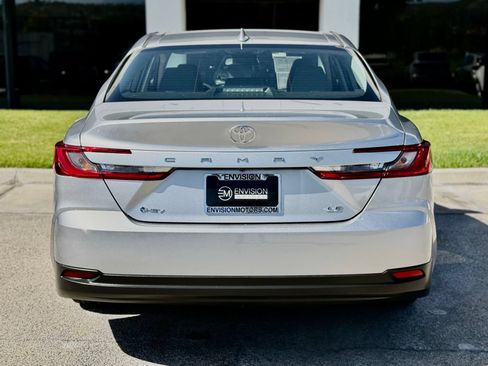 Used 2026 Toyota Camry LE FWD image 13