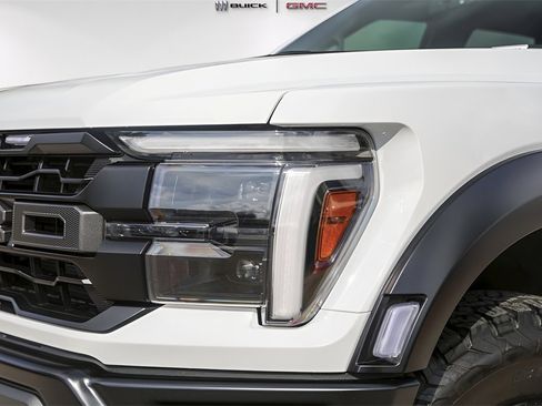 Used 2025 Ford F150 Raptor image 3