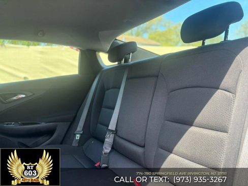 Used 2024 Chevrolet Malibu LT image 8