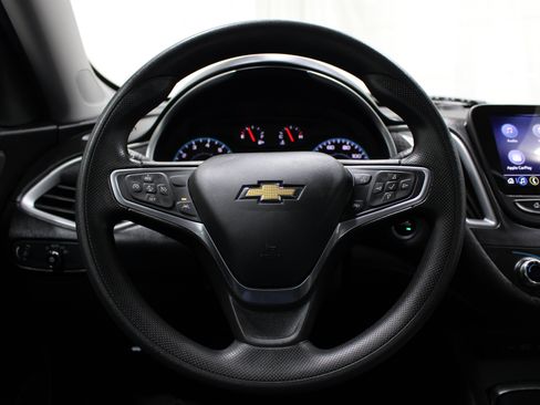 Used 2023 Chevrolet Malibu LT FWD image 11