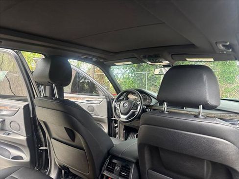 Used 2018 BMW X5 sDrive35i RWD image 14
