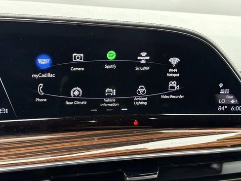 Used 2023 Cadillac Escalade ESV Premium Luxury AWD/4WD image 39