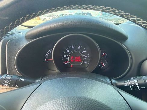 Used 2017 Kia Soul + w/ Designer's Package FWD image 26