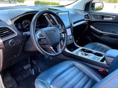 Used 2022 Ford Edge SEL w/ Sport Appearance Package image 17