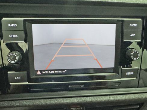 Used 2019 Volkswagen Jetta R-Line w/ R-Line Cold Weather Package FWD image 17