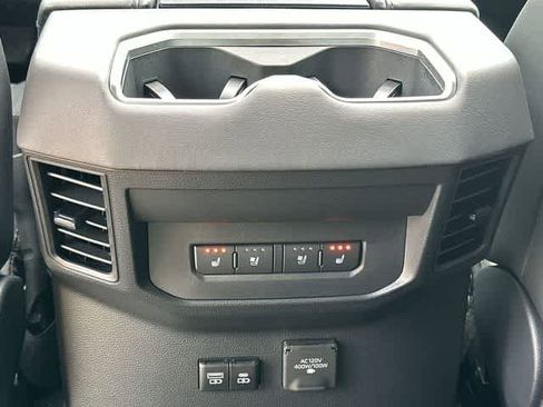 Used 2024 Toyota Tundra Platinum image 18