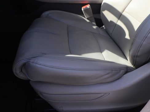 Used 2023 Lincoln Aviator Reserve w/ Equipment Group 201A RWD image 19
