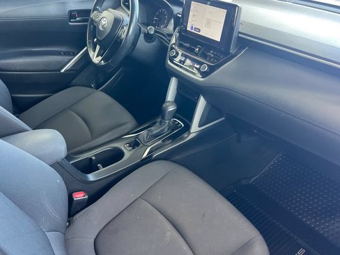Certified 2023 Toyota Corolla Cross LE w/ Moonroof Package AWD/4WD image 13
