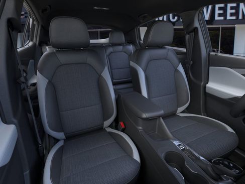 New 2026 Buick Envista Preferred w/ Convenience II Package image 11